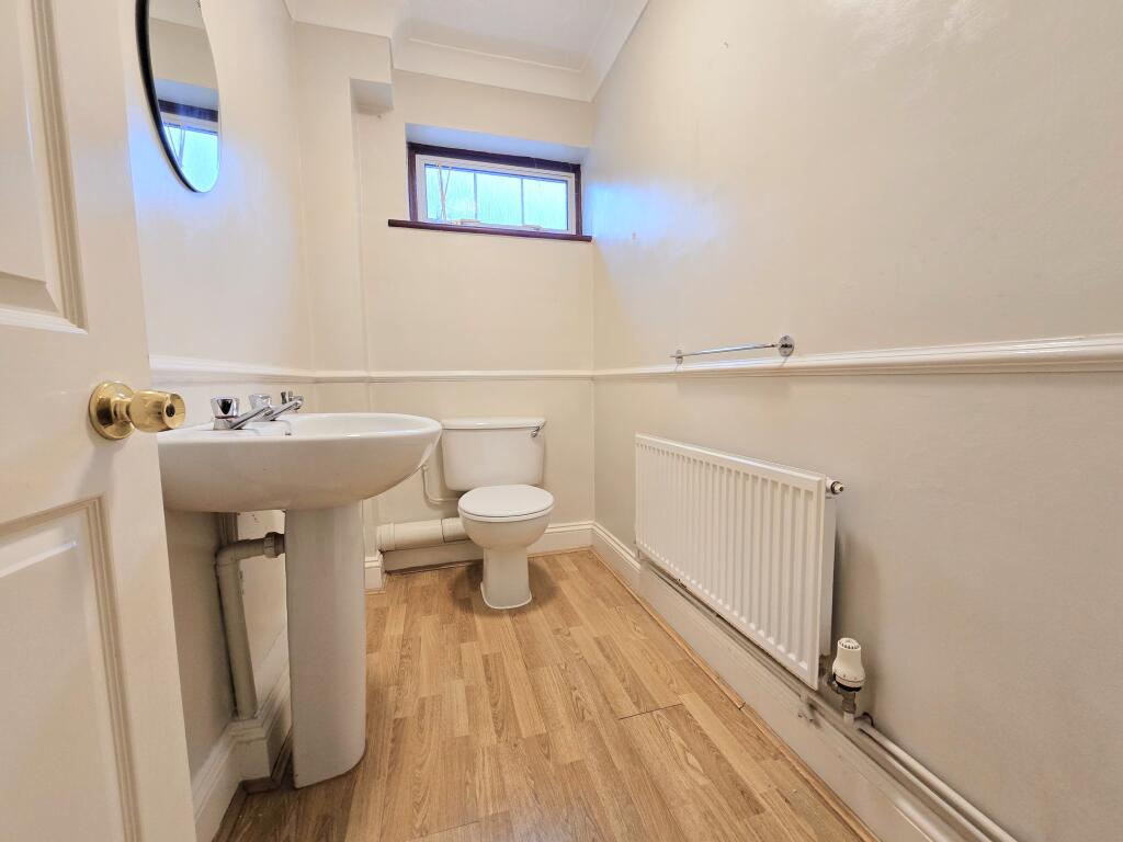 Ground floor wc