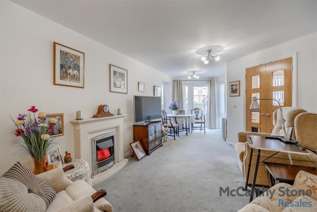 8645345-interior09.jpg