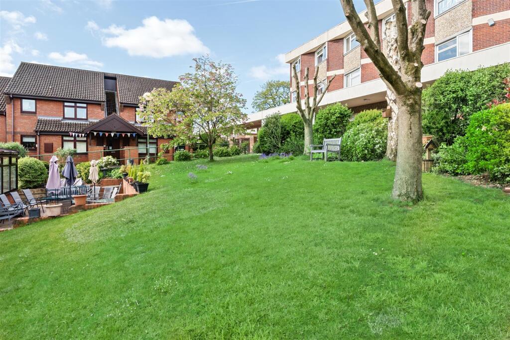 Communal Garden.jpg