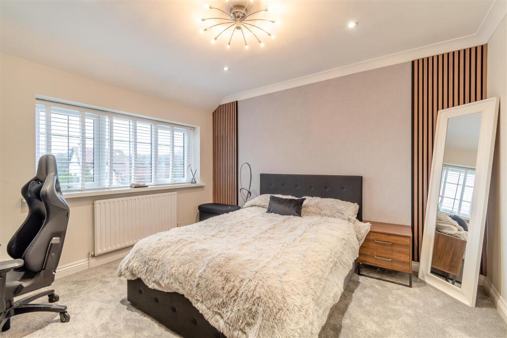 8635616-interior28.jpg