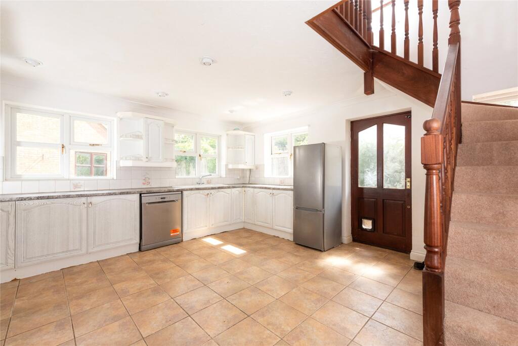 Kitchen/Dining