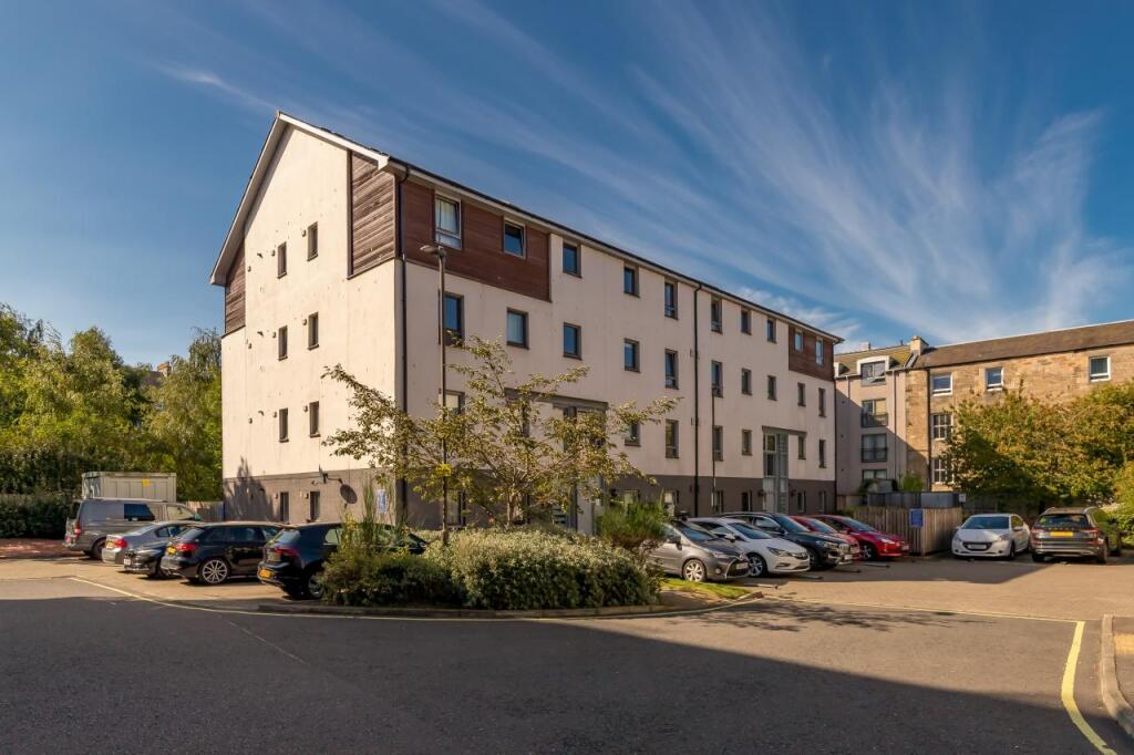 151/6 Easter Road, Edinburgh