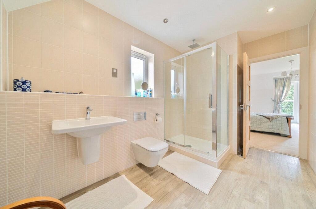 Bedroom Two En-Suite