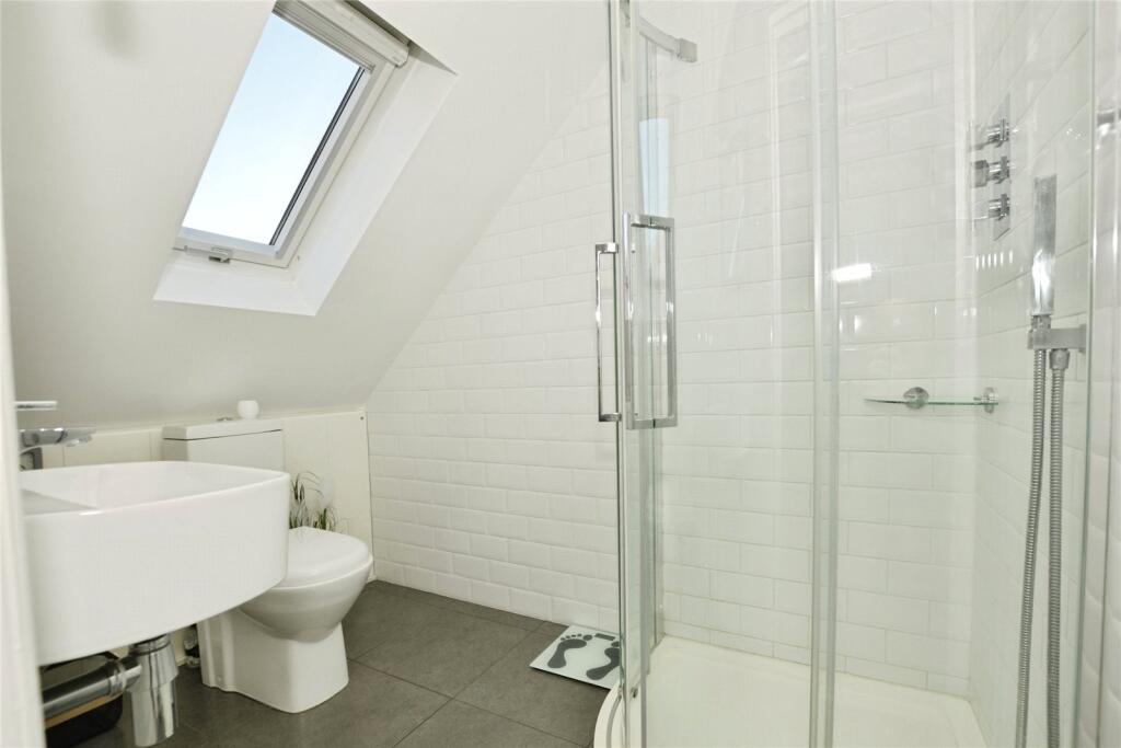Ensuite.