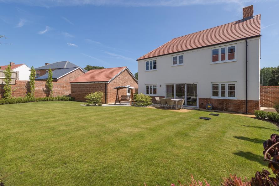 Eden Green - The Jade Number 35 -