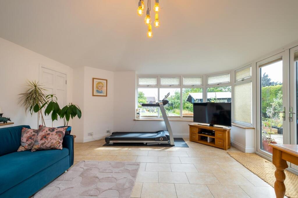 2 Quays Road, Risby-19.JPG