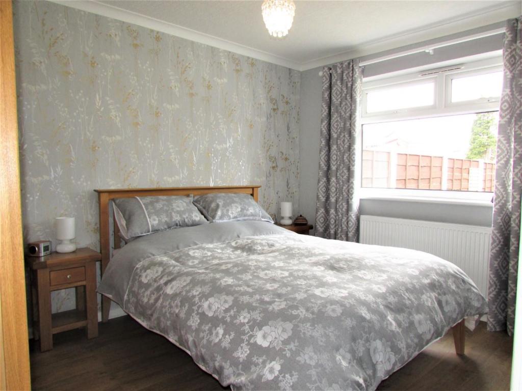 CliveRd47bed1.JPG
