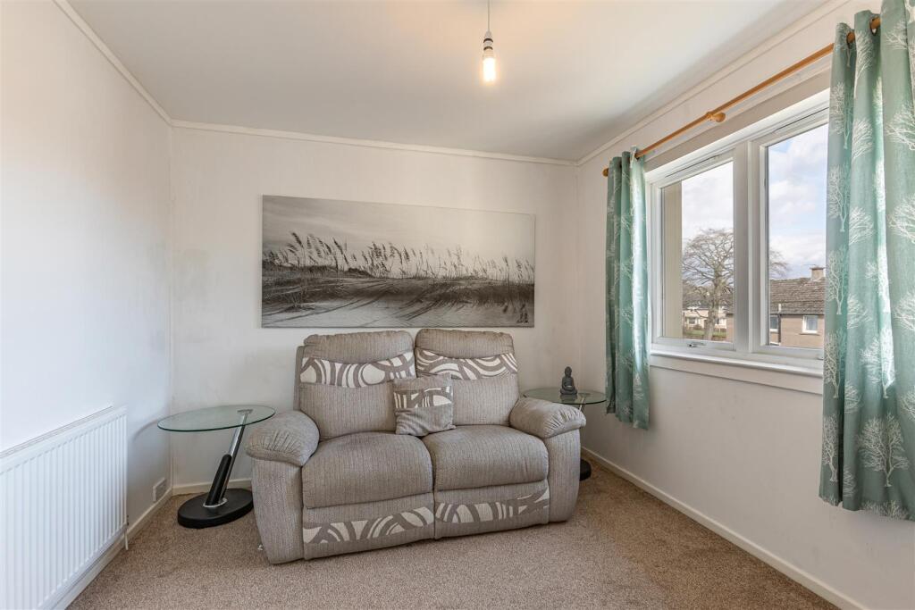 53 Weirgate Avenue St Boswells 27.JPG