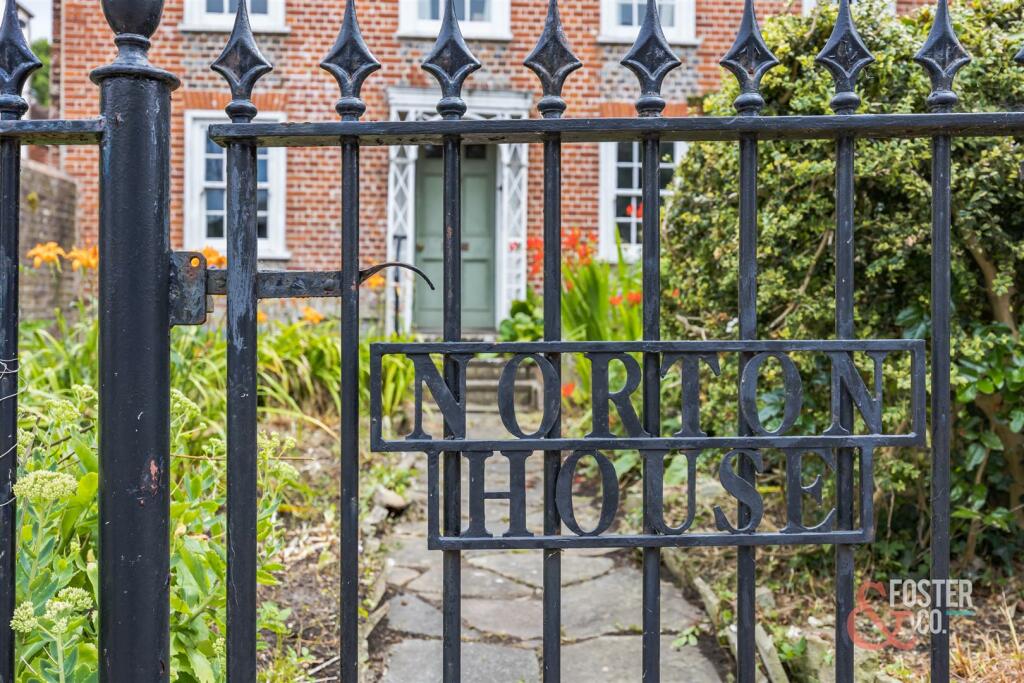 High Street, Norton House-24.JPG