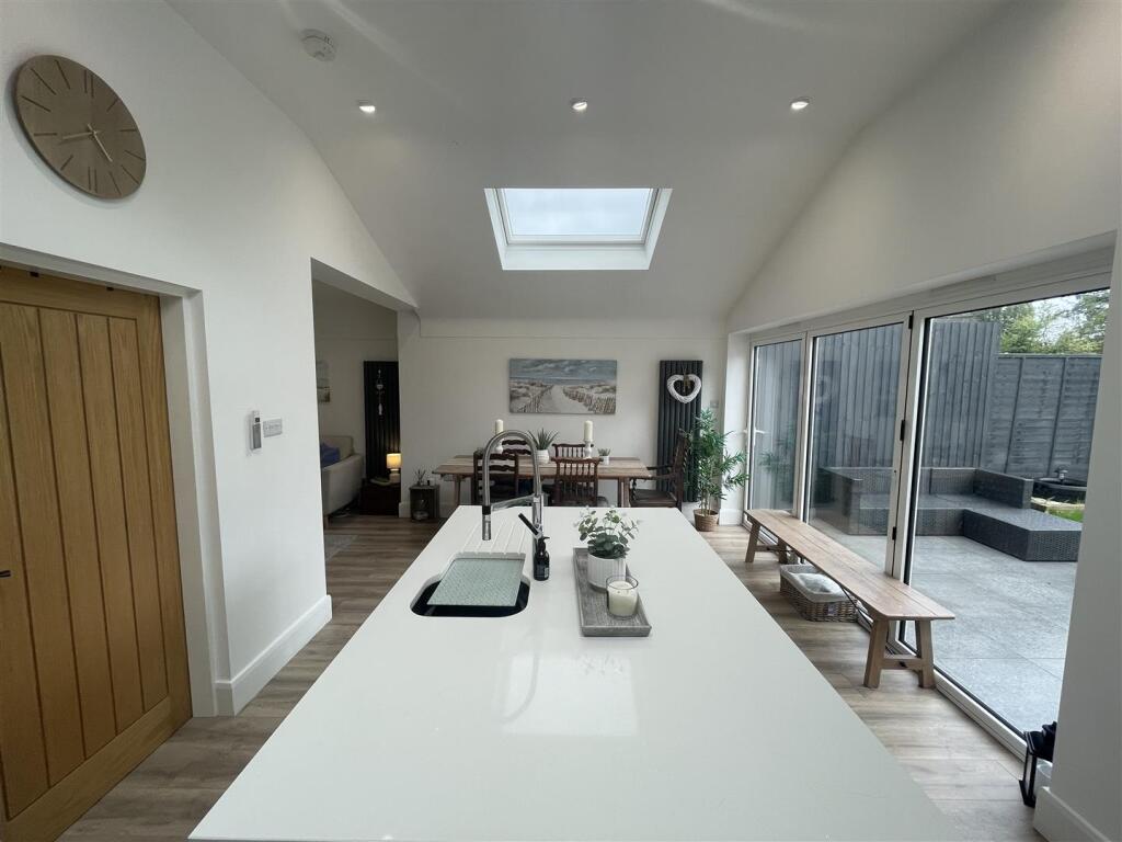 Photo 15-09-2025, 16 36 22.jpg