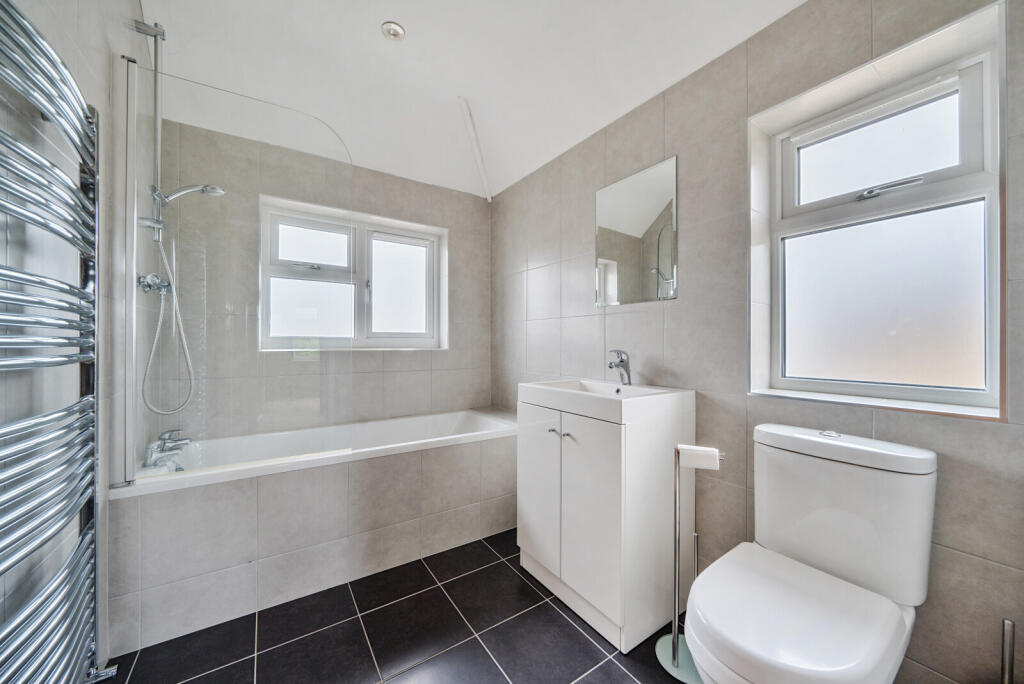 1310100-3-684fdff...