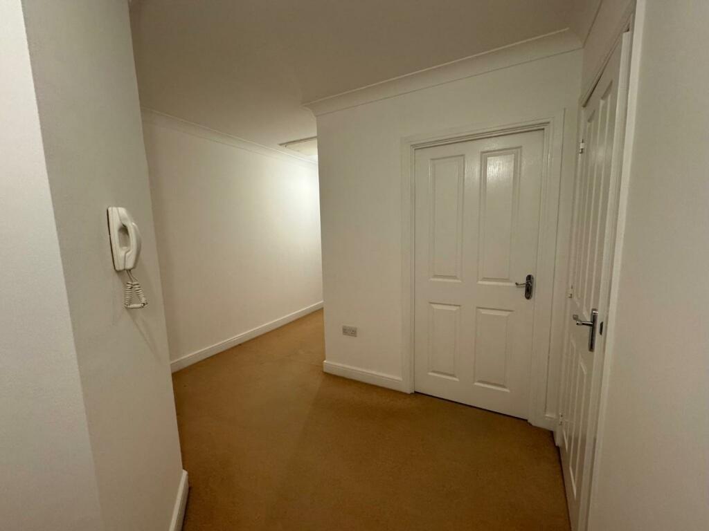 grange hallway.jpg