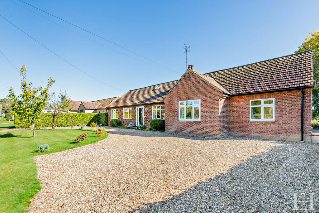 8623735-exteriorW...