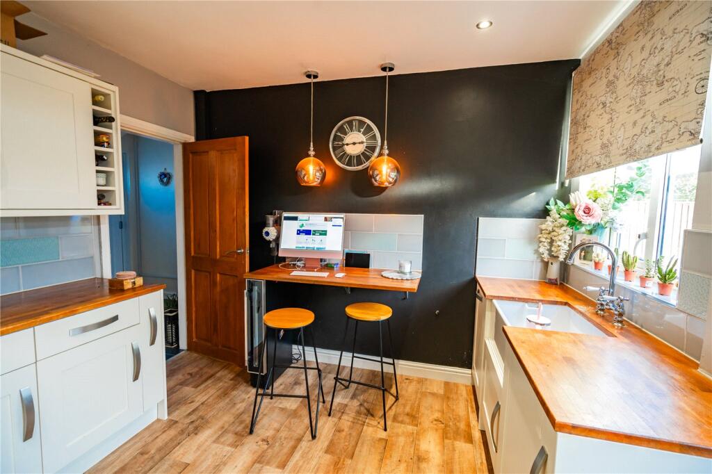 Kitchen (2)
