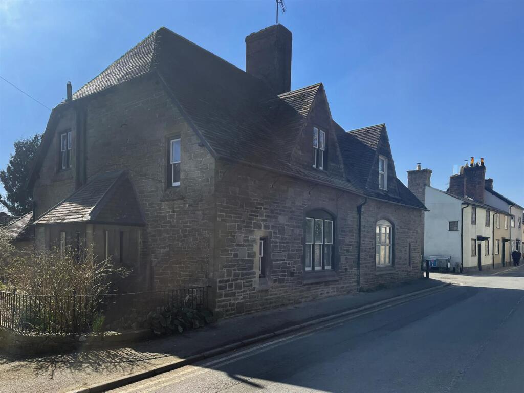 9017584-103445-133868572521746305-04646f62-4367-25