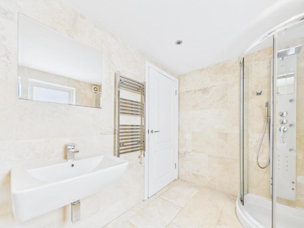 En-suite Shower Room