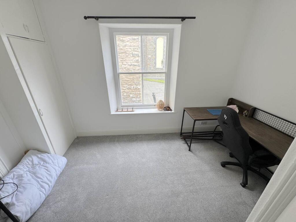 Bedroom2