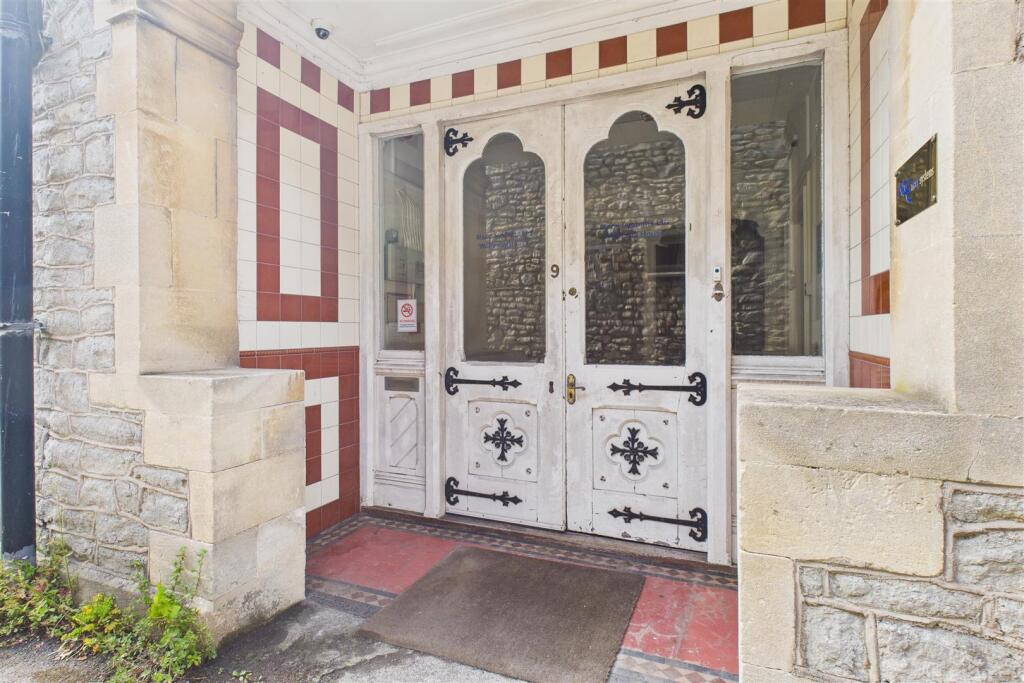 Wellsway House, 9, Wellsway Keynsham, B A N E S, B