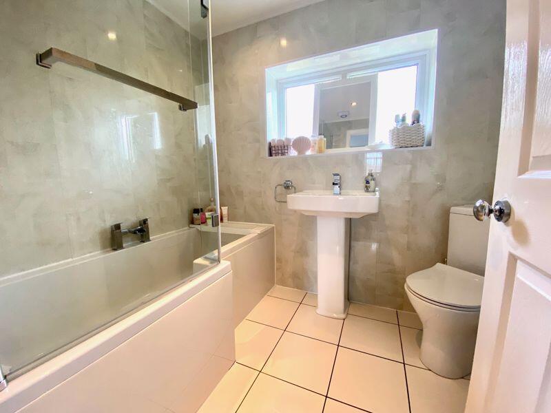 Bathroom / WC
