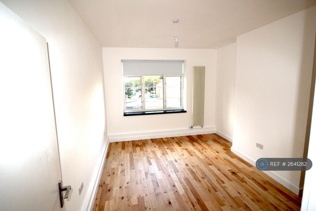 Bedroom 3 En Suite