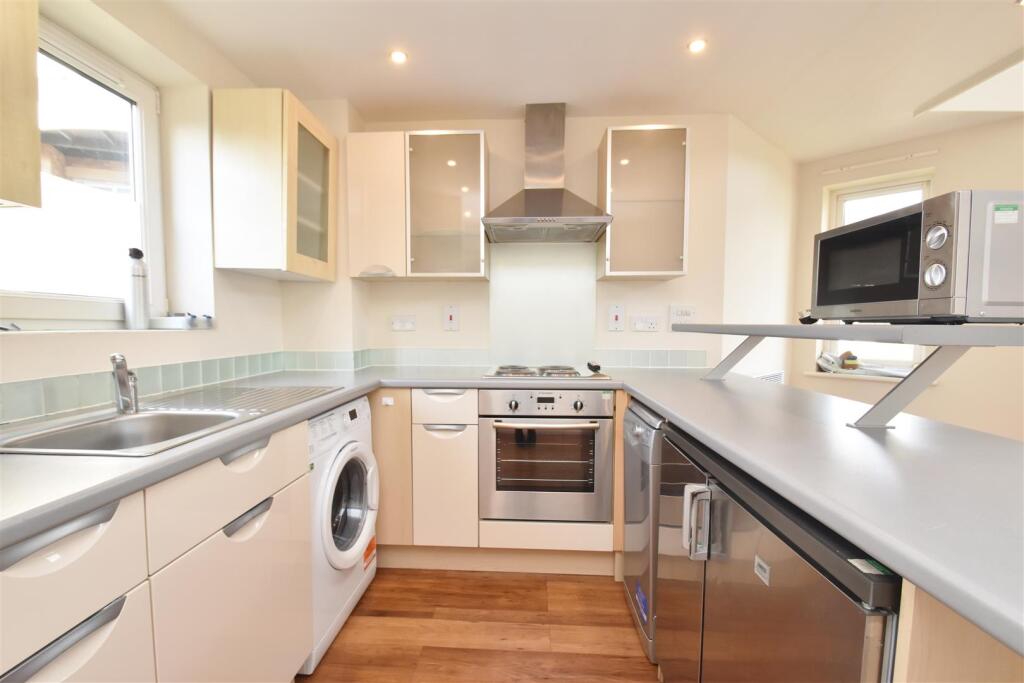 99 Branagh Court (7).JPG