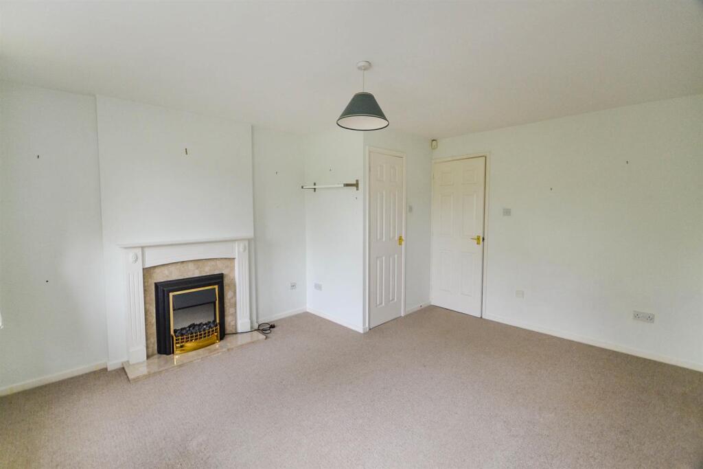 Living Room.JPG