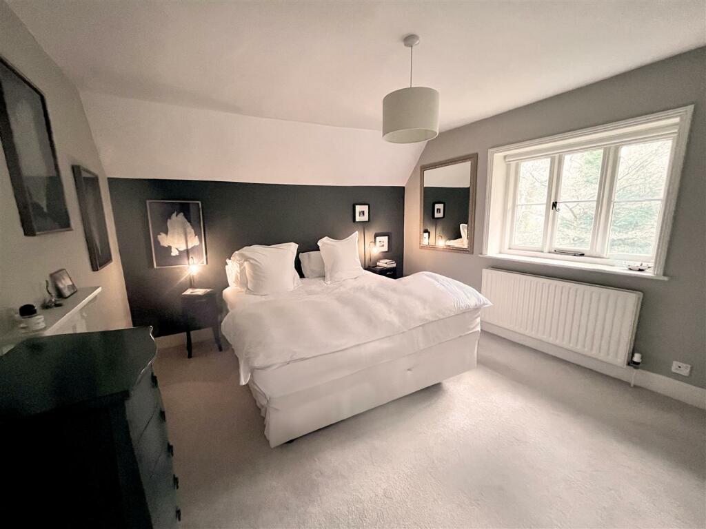 Bedroom 1 TT furniture.jpg