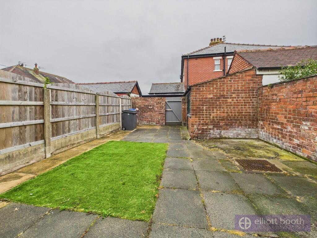 CAM04064G0-PR0064...