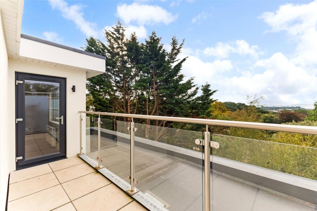 3rd Floor Balcony