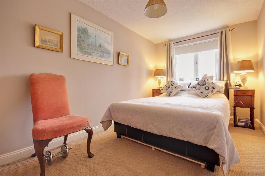 Albion Court (12).jpg