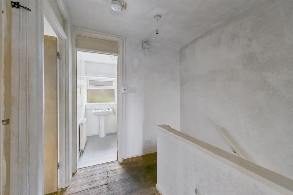 85 Stirtingale Road, Kingsway, Bath BA2 2NG | Free