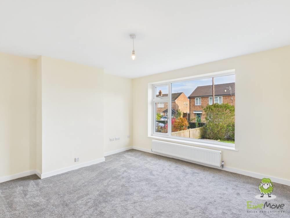 LIving room - Emily Dimelow Ewemove Whitchurch and
