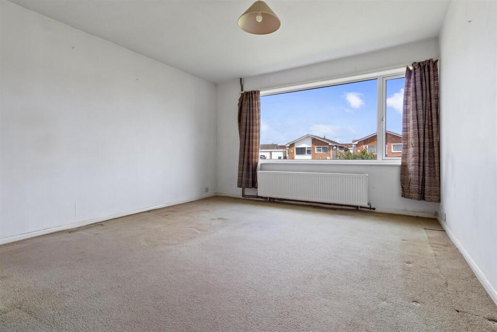 Rockingham Close, 22-005.JPG