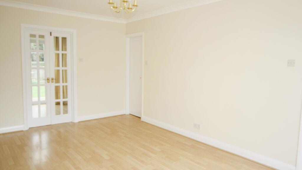 34 Ashgarth Court 003