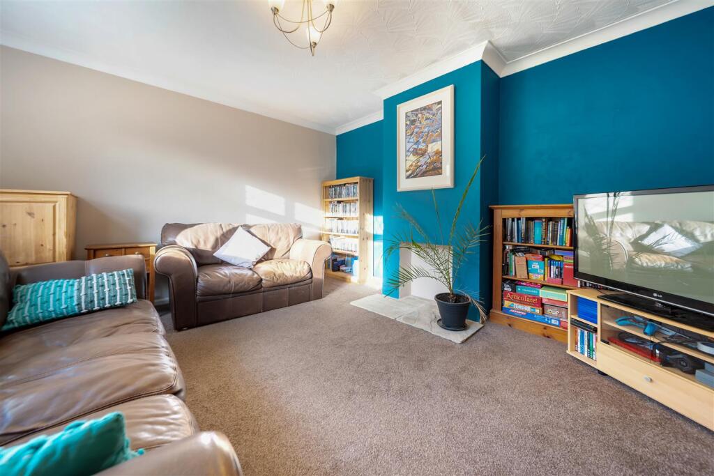 Crocus Close-19.jpg