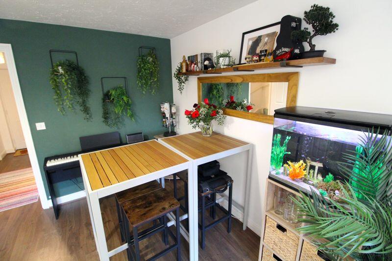 Lounge/Diner