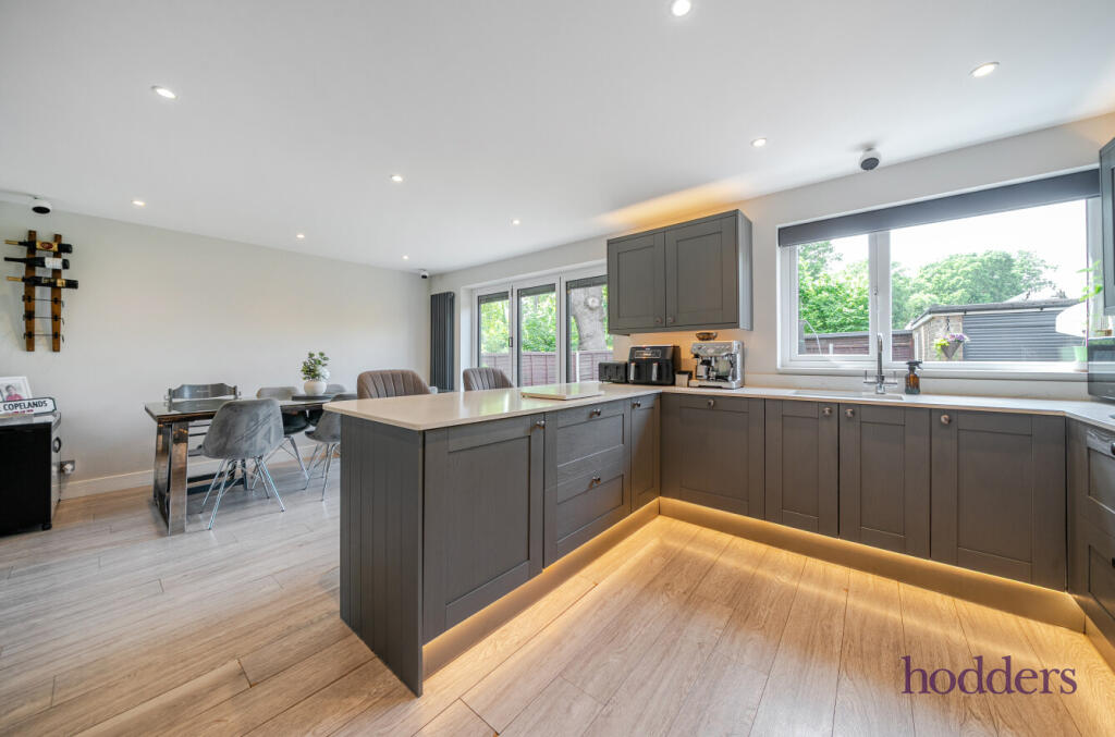 4d9632df-020e-474...