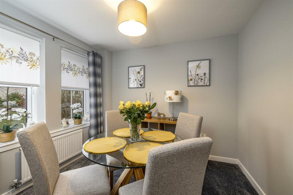52 Knoll Park Drive Galashiels 09.JPG