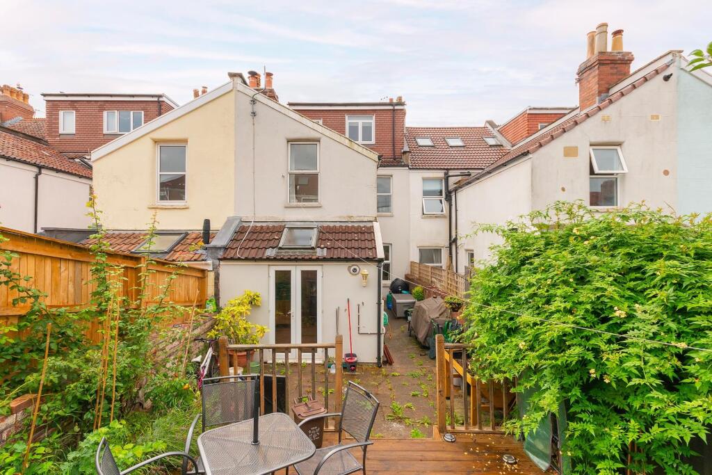 2W4RKE - External B.jpg