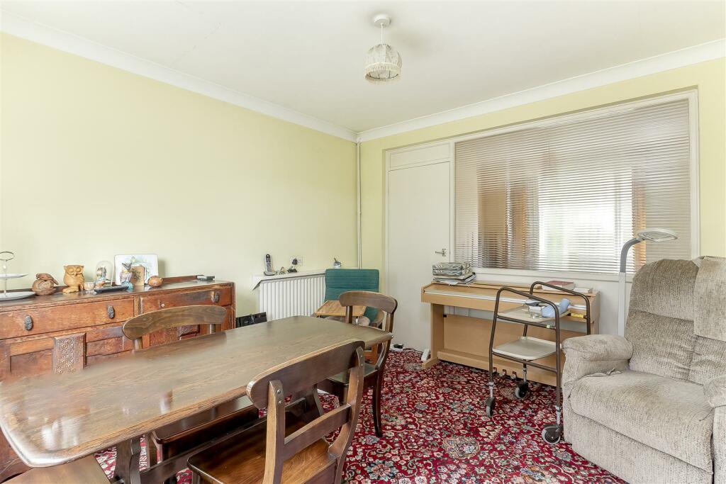 Dining Room - B.jpg