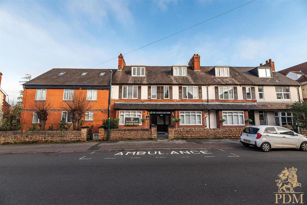 18-20 Devon Drive, Nottingham  (5 of 50).jpg