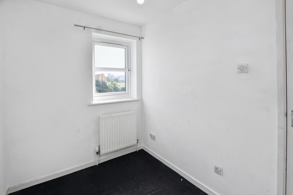 31 Cranberry Lane, Canning Town, London E16 4PD
