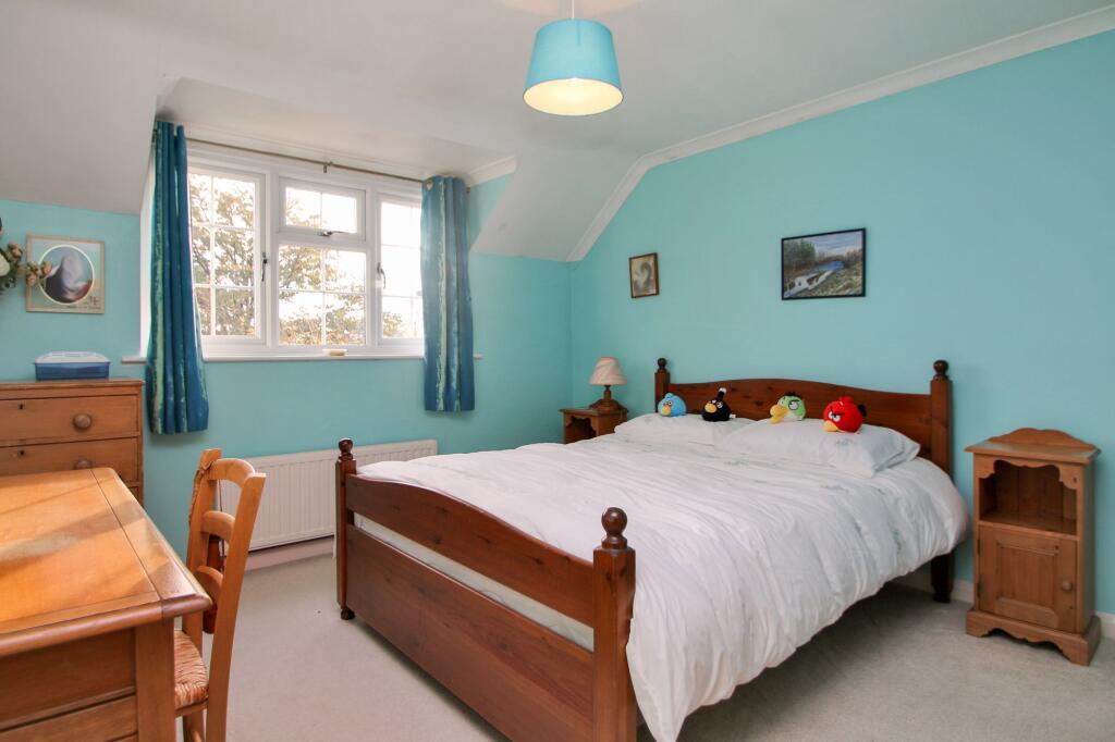 Back Road, Sandhurst, TN18