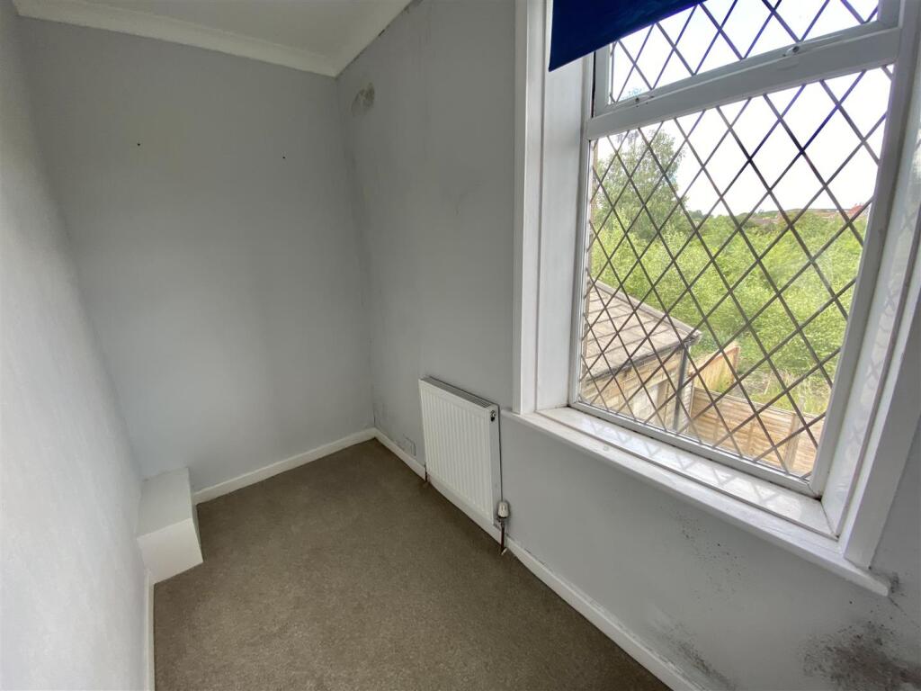 Bramleys Estate Agents - Old Bank Road - Mirfield 