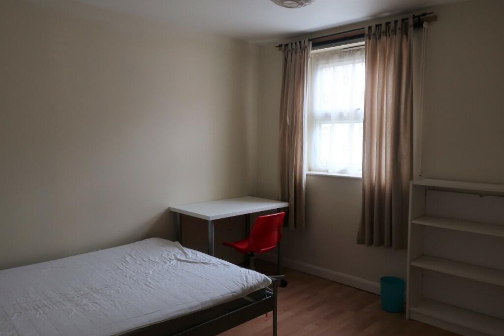 16 Lime Avenue, Dawlish Road, Birmingham, B29 7AJ