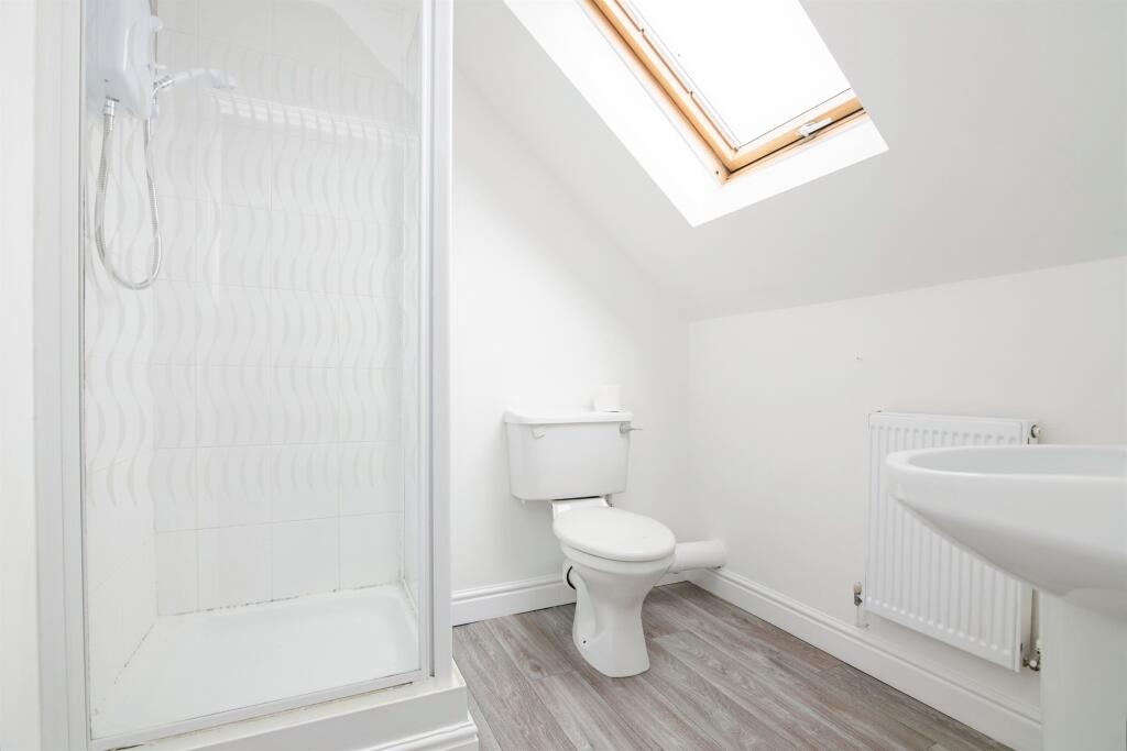 En-suite Bathroom