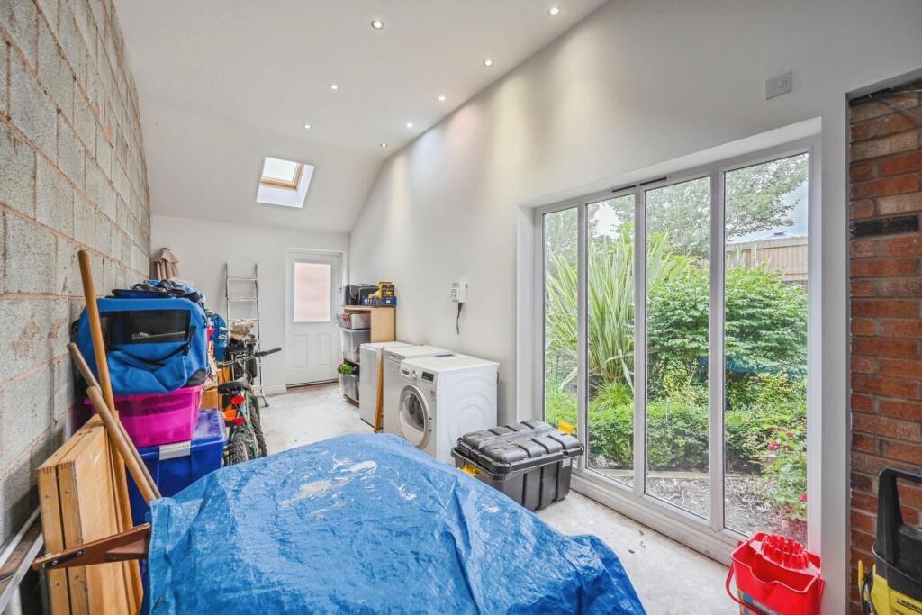 12manstonview-10.jpg