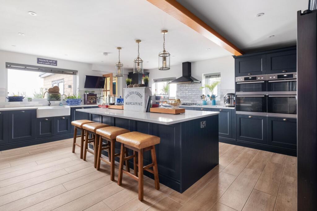 KITCHEN/BREAKFAST ROOM AND DINING ROOM