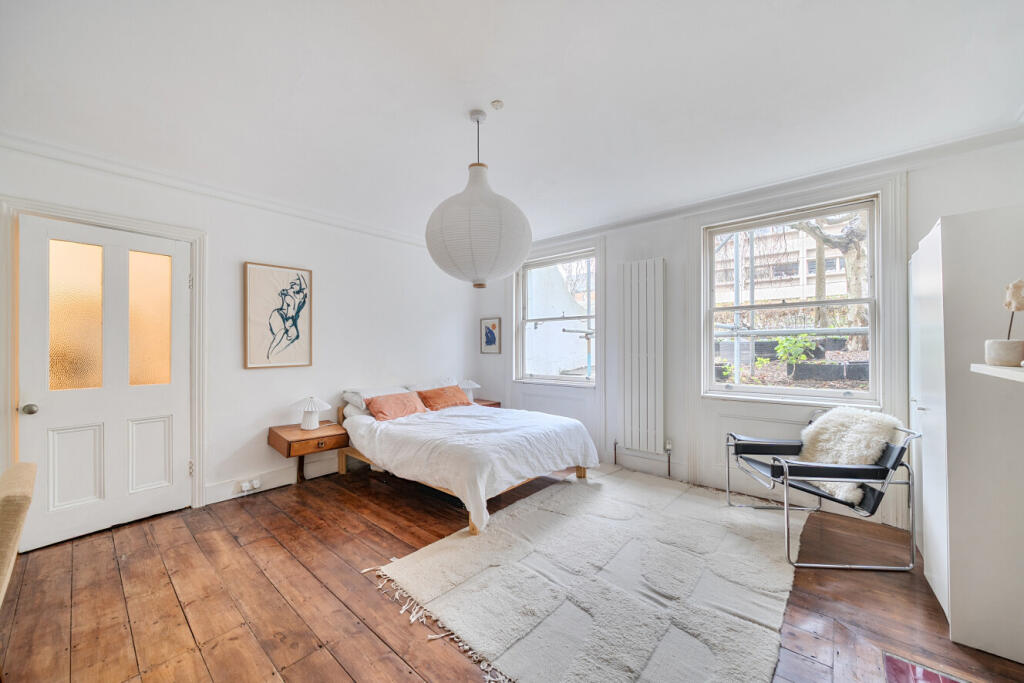 1395976-8-695d0e6...