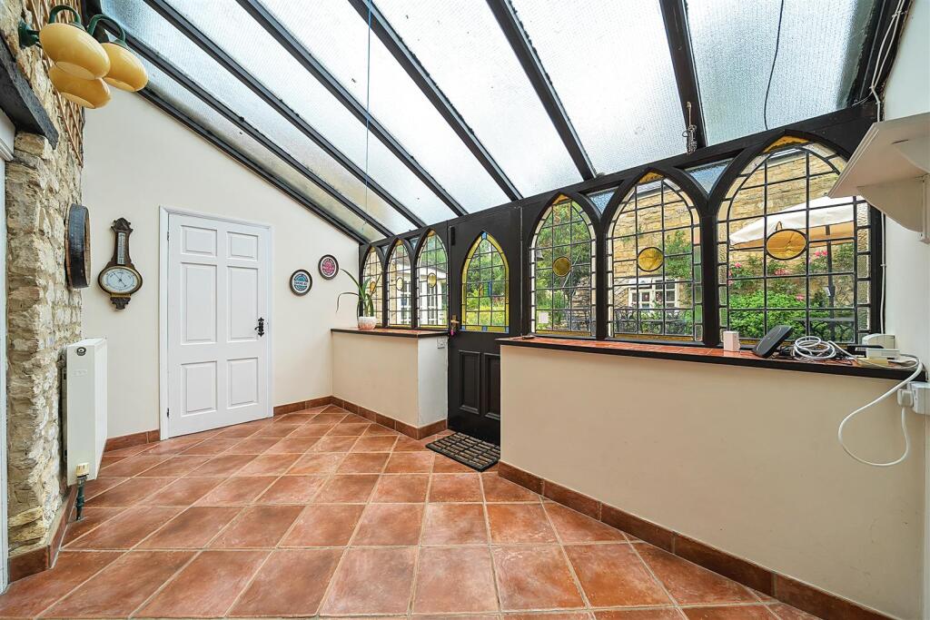 Bricklayers Cottage, 11 Careys Road, Pury End (15)